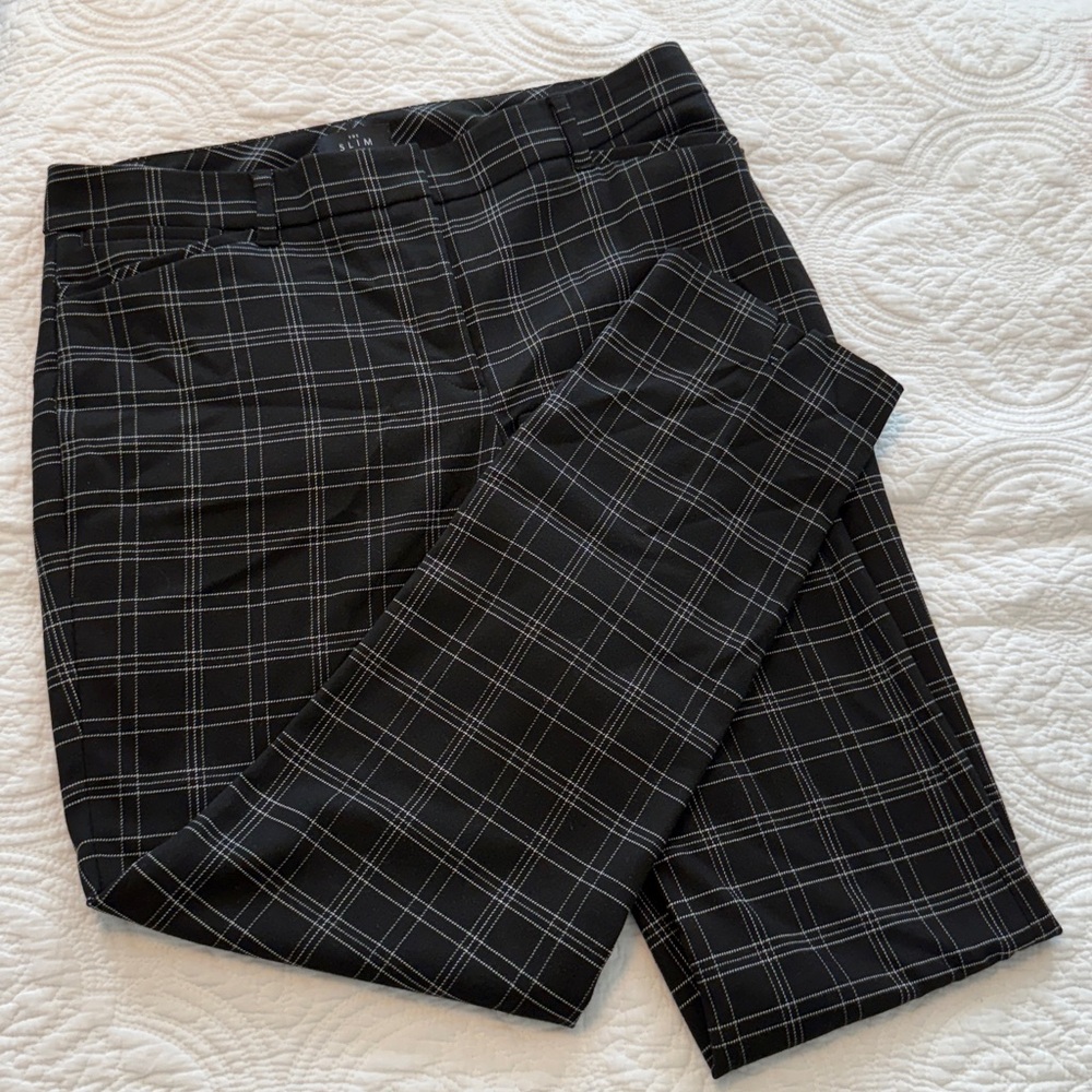 WHBM The Slim Ankle Pant